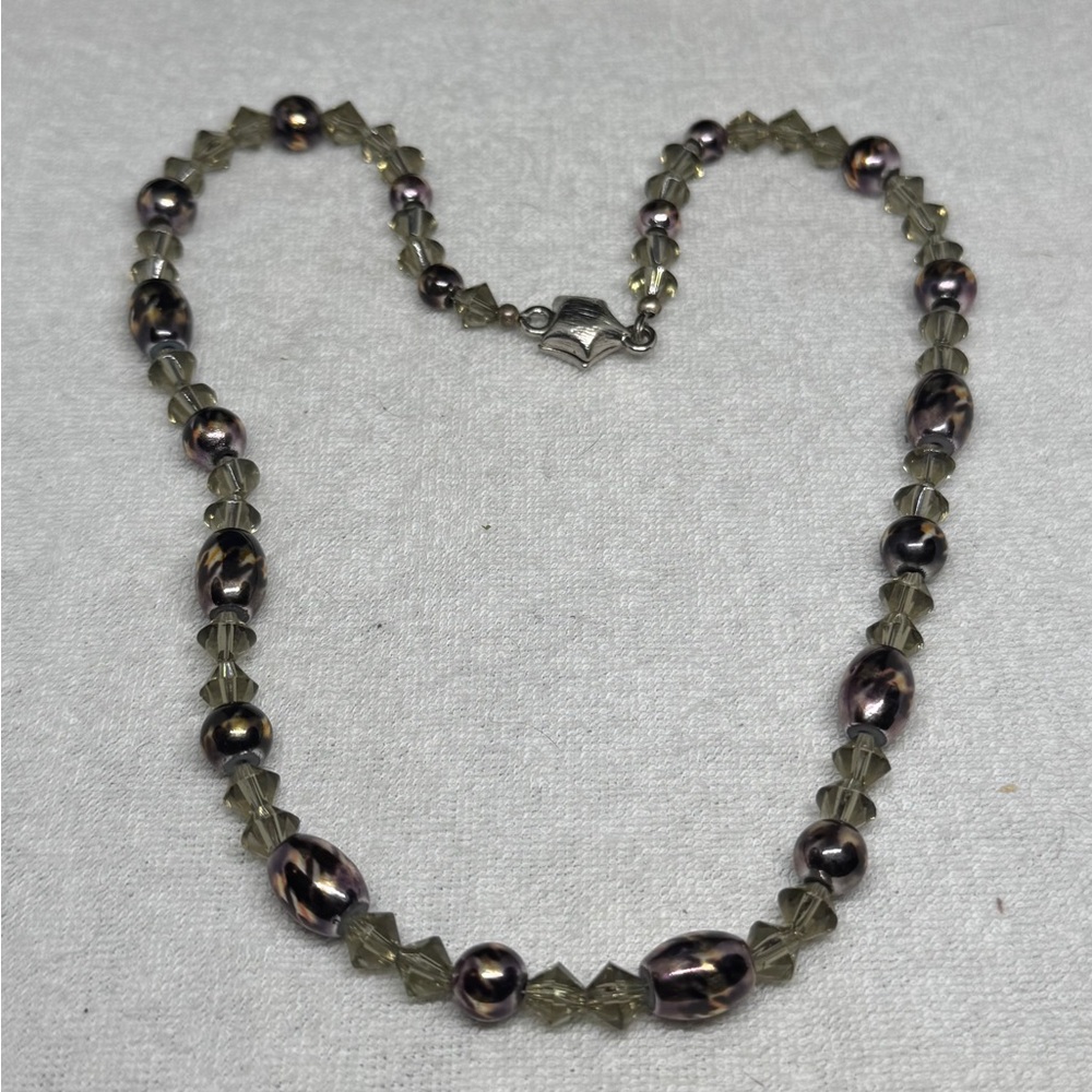 Elegant Purple and Silver Beaded Necklace